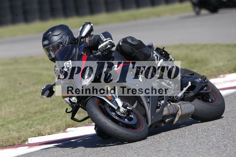 Archiv-2025/49 26.08.2025 Cornu Master School ADR/blau-bleu/68